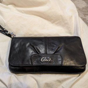 Coach - Ashley style black wristlet